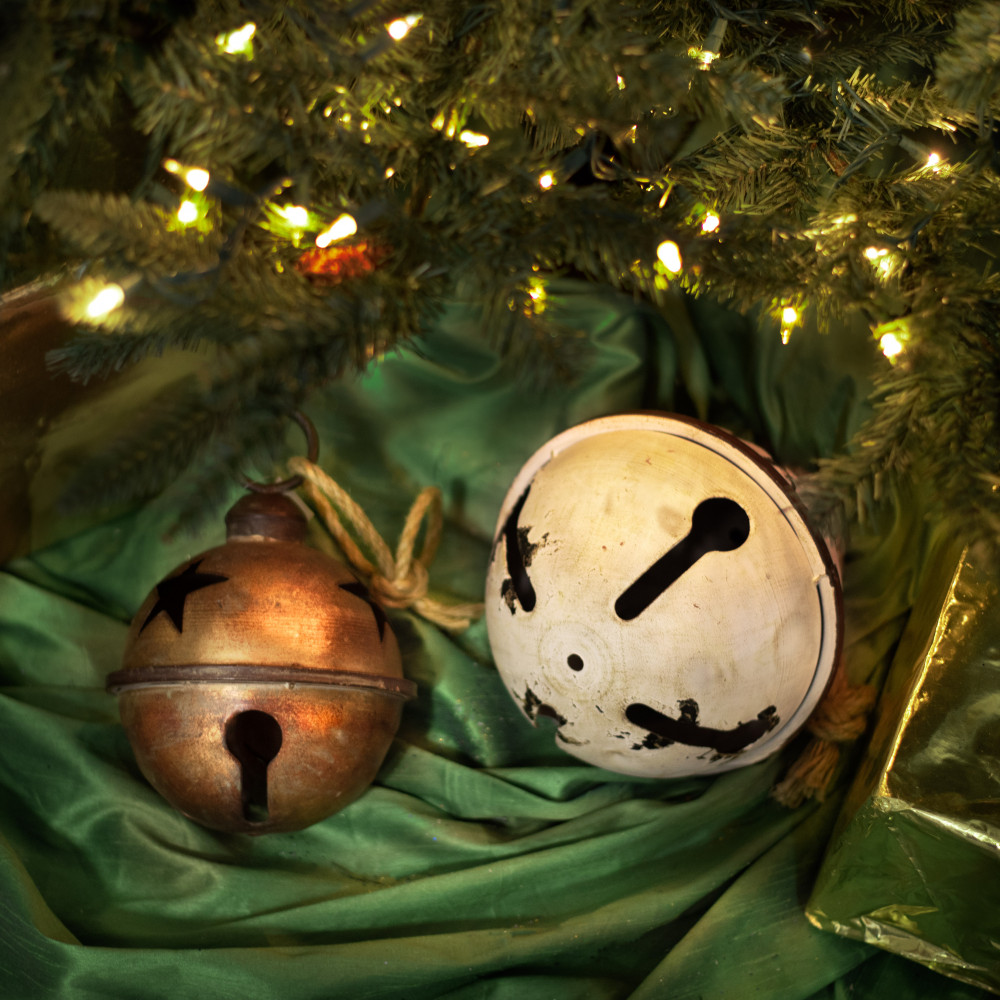 Christmas Tree Rustic Burlap Garland, Jingle Bells Decor 